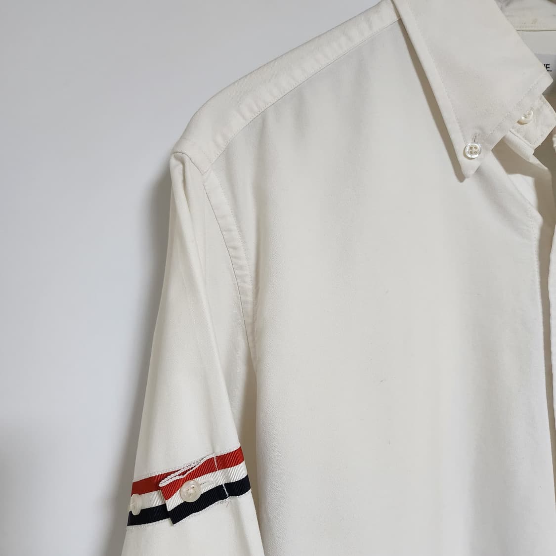 [3] 톰브라운 화이트 암밴드 옥스포드 셔츠 상품이미지5