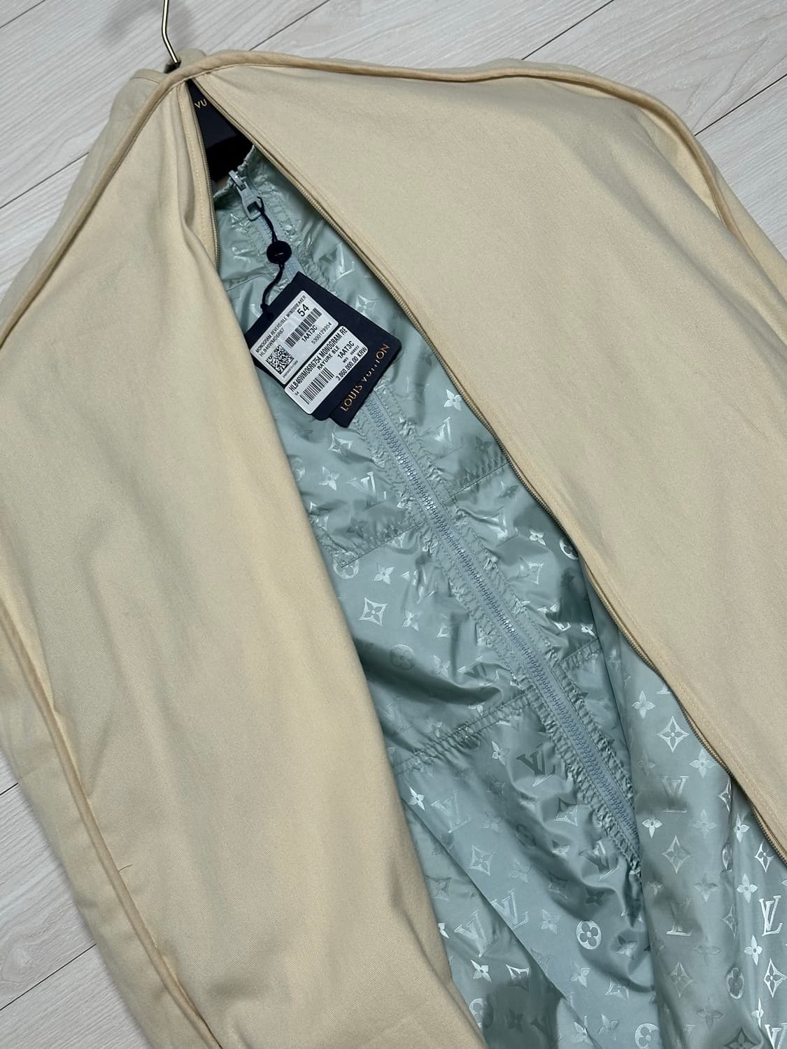 루이비통 모노그램 리버시블 윈드브레이커 54(105-110) 상품이미지4