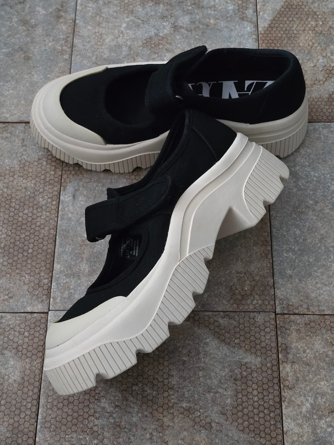 (235)자라 트랙솔 스포티 메리 제인 플랫 슈즈 상품이미지4