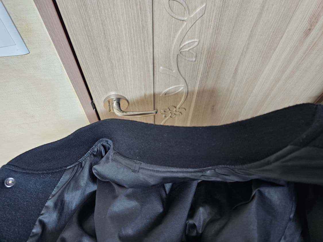 캡틴선샤인 23fw 어워드 자켓 44사이즈 블랙 바시티 상품이미지10