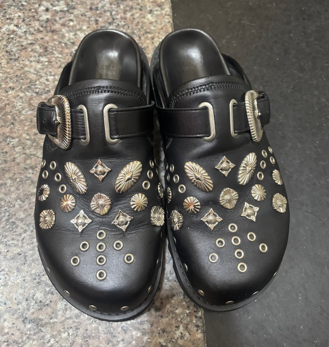 [43] 토가 비릴리스 레더 스터드 뮬 EU 43 275사이즈 상품이미지1