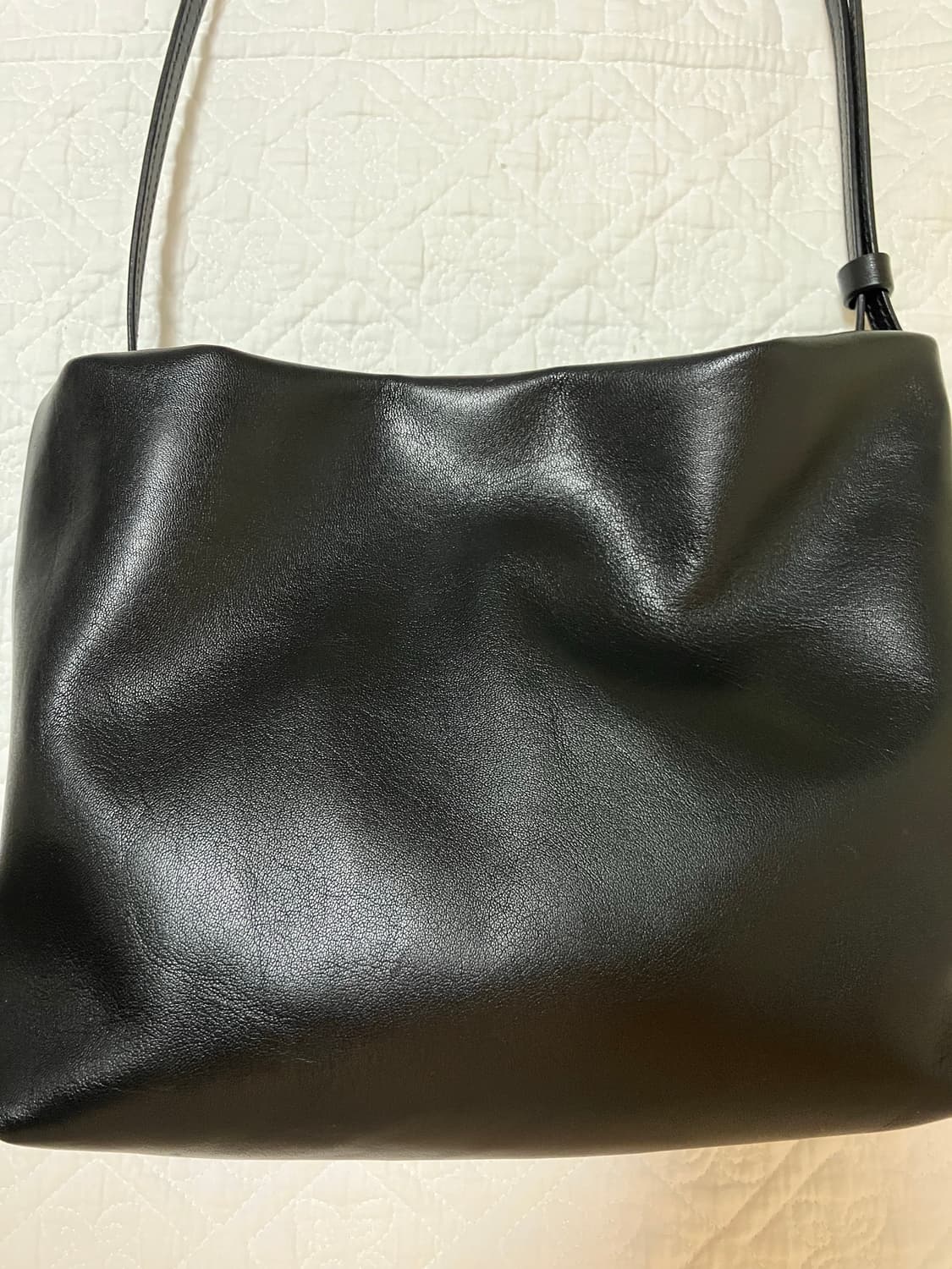 하스타 헨리스트랩백 양가죽 크로스 숄더백 상품이미지6