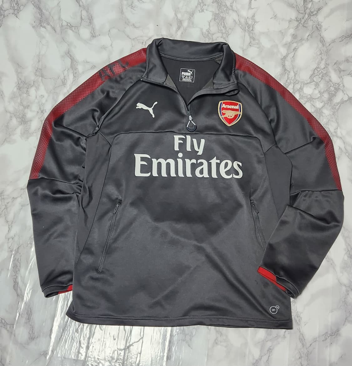 푸마 아스날 17-18 트레이닝 차콜 져지 맨투맨
 상품이미지1