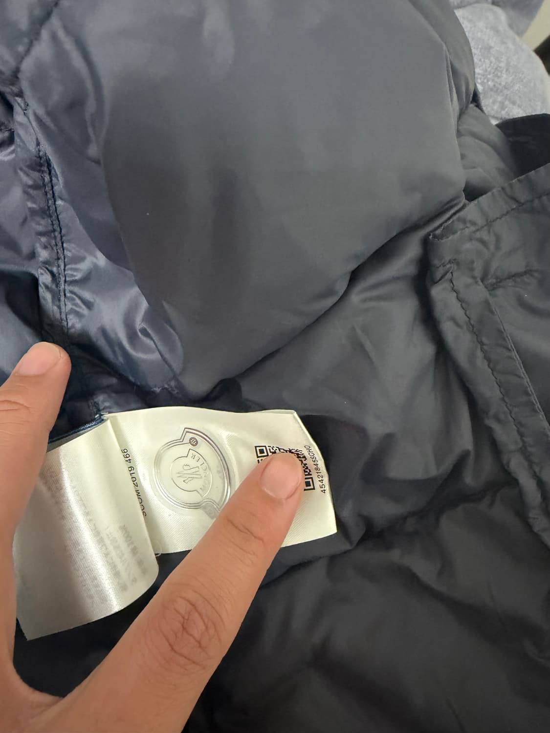 몽클레어 경량패딩  상품이미지6