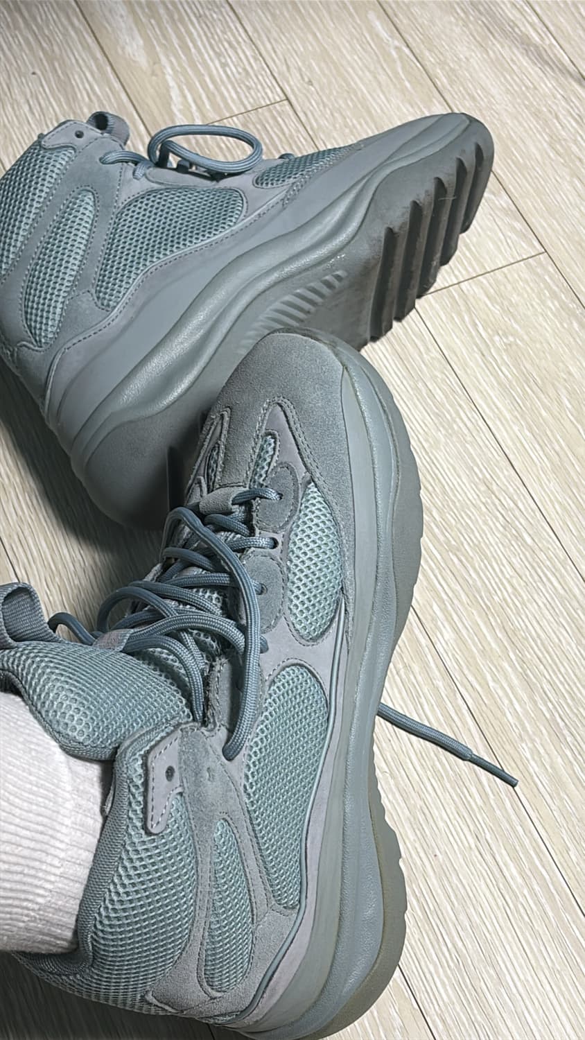 Yeezy season 7 desert boot house blue 43 상품이미지10