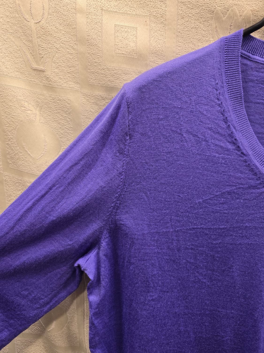 거의새거) 헤지스 브이넥 얇은 모 니트티  트셔츠 66 상품이미지5