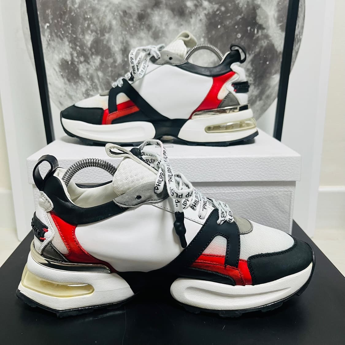 정품 39) 필립 플레인 스컬 로고 스니커즈 250~255 상품이미지2