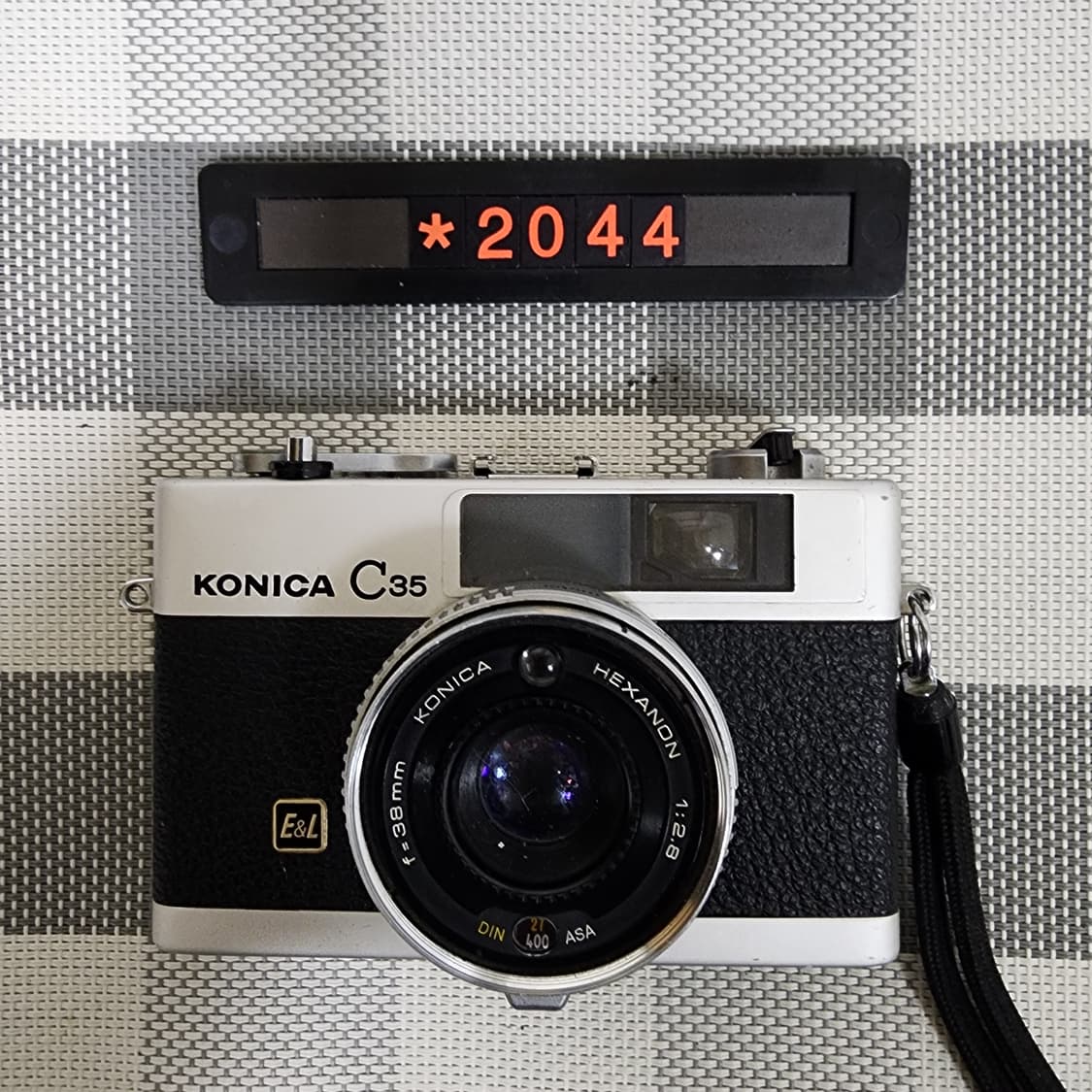 코니카 C 35 E&L 필름카메라 실버바디 상품이미지1