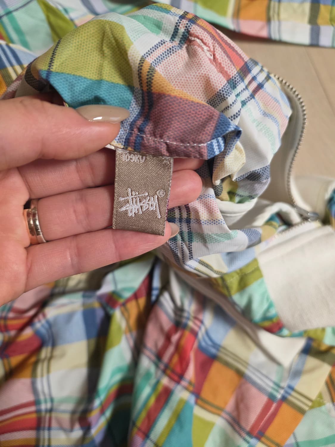 Stussy 여성 바람막이 상품이미지4