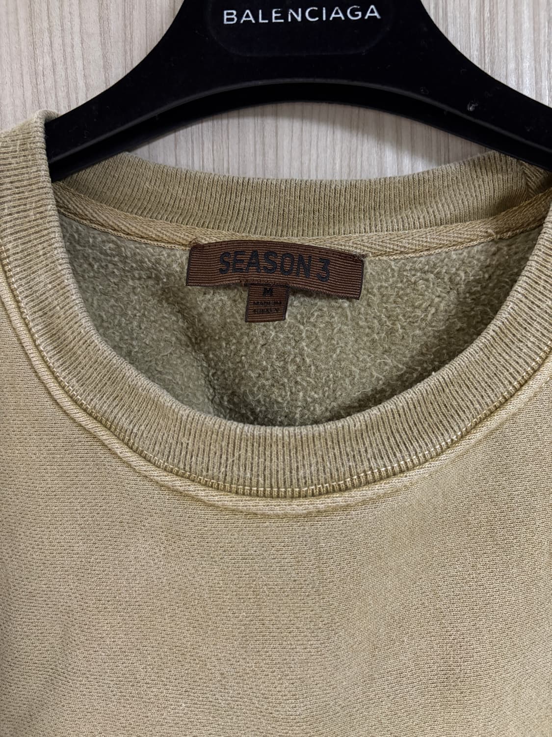 이지 시즌3 맨투맨 어스 상품이미지3