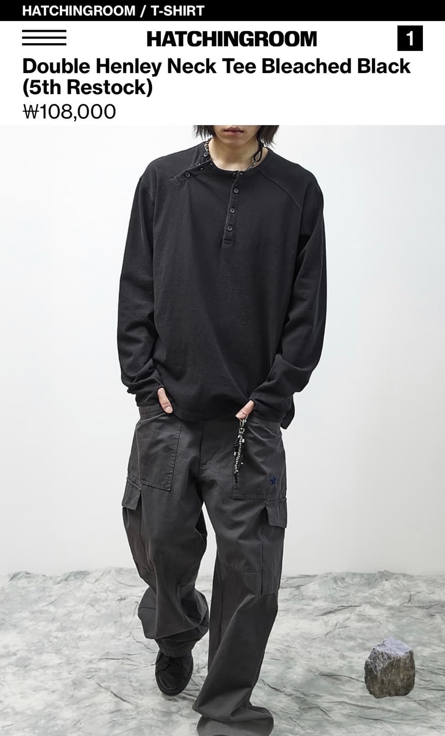 해칭룸 더블 헨리넥 티 bleached black 상품이미지3