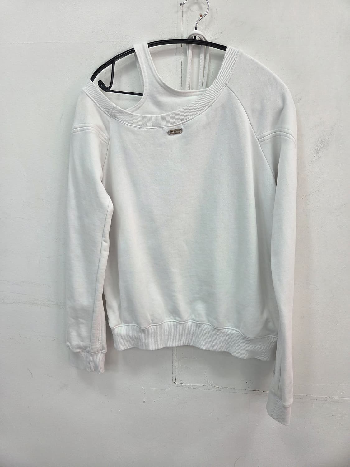 F 23SS 나체 슬릿 레이어드 맨투맨 화이트 상품이미지7