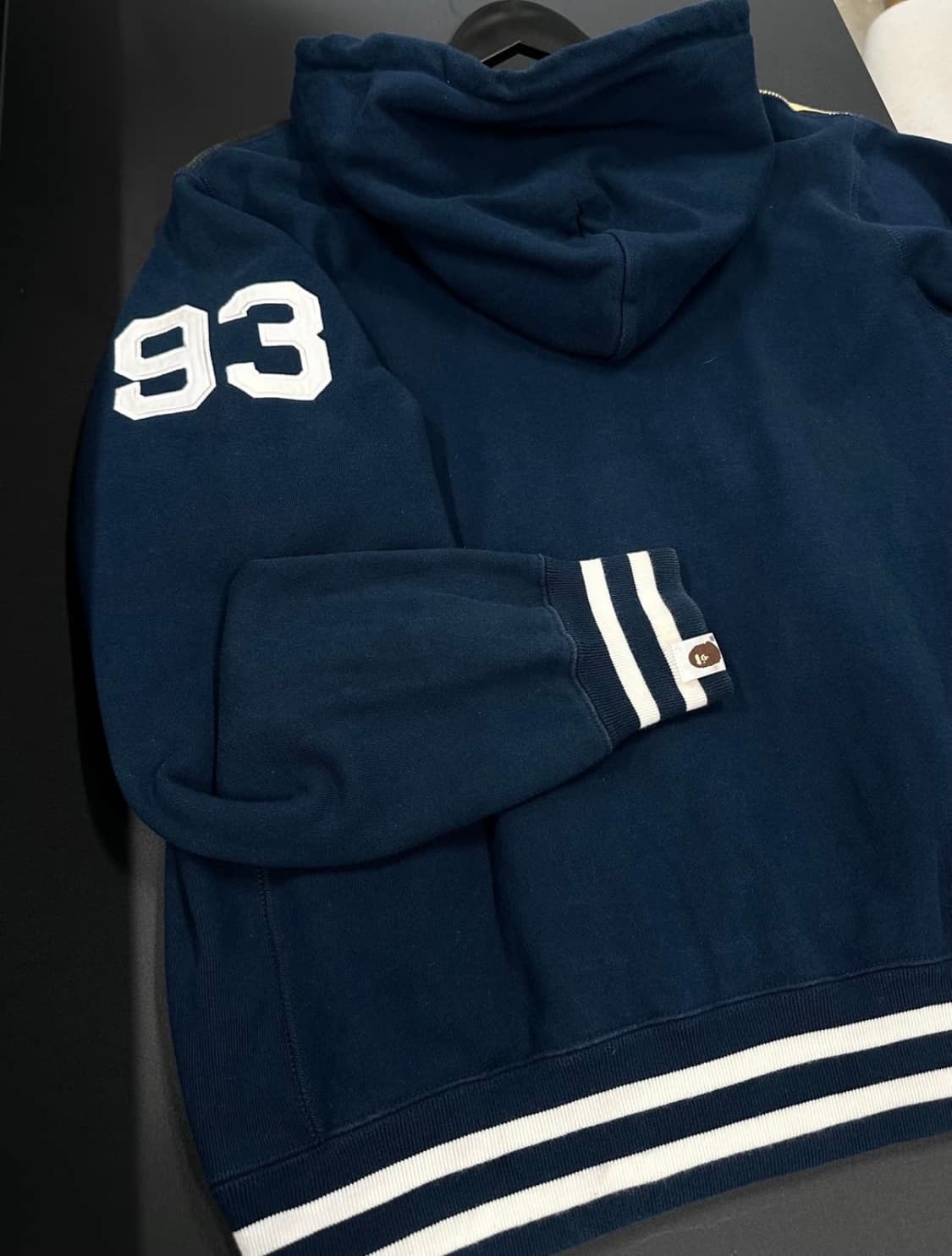 베이프 화이트사루 황계카모블루 넘버 바시티자켓 상품이미지5