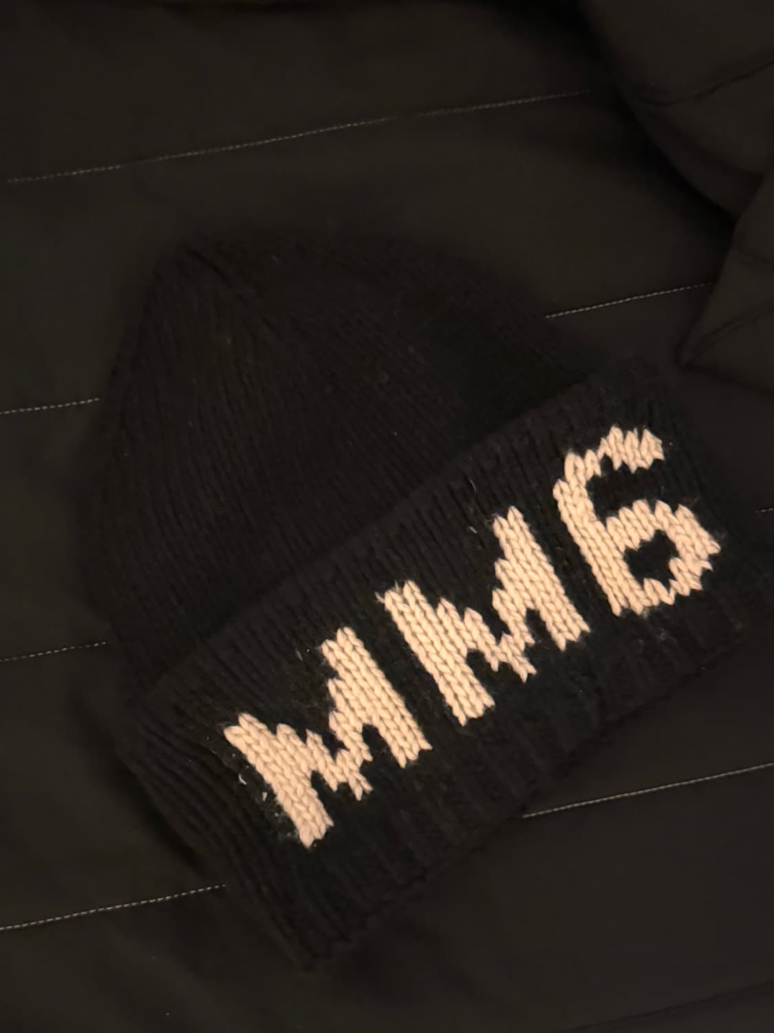 MM6 메종마르지엘라 로고 자카드 울 블렌드 비니 상품이미지1