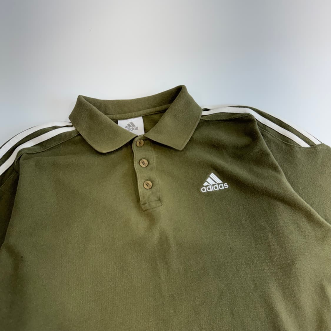 Adidas 아디다스 삼각로고 카키 카라 반팔  상품이미지4
