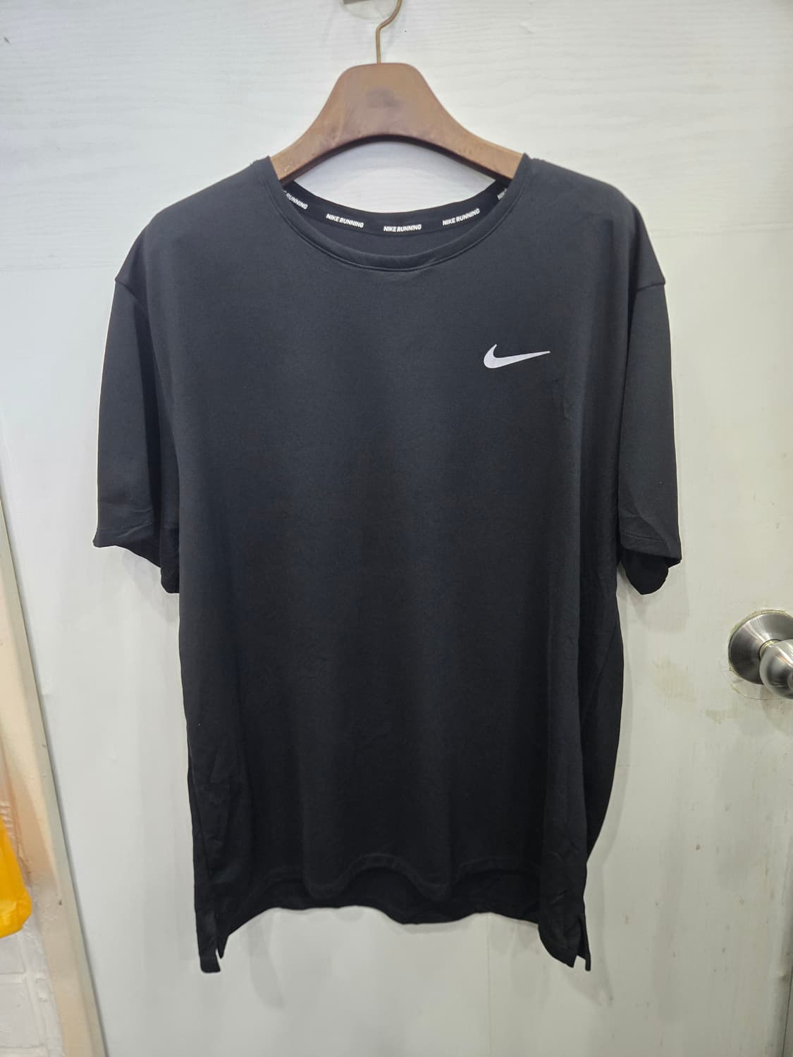 105,XL )) NIKE 나이키 러닝 드라이핏 반팔티셔츠! 깔끔한디자인 상품이미지1