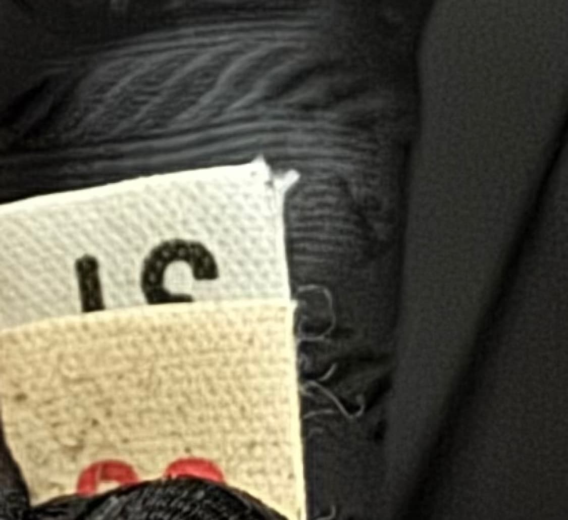 프라다 포코노 크로스백 블랙 상품이미지10