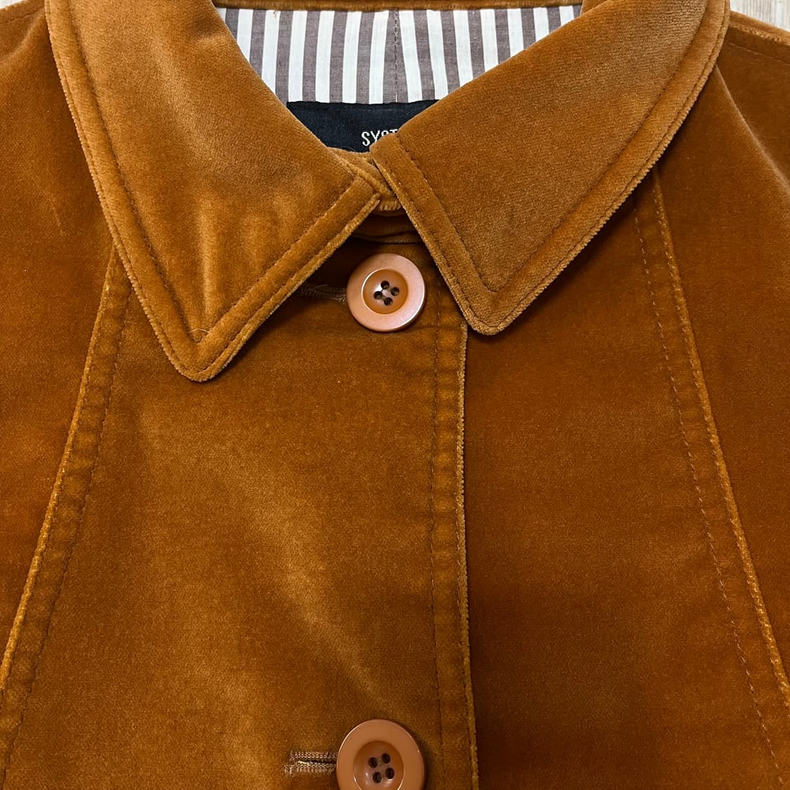 한섬 시스템 여성 버튼 벨벳 자켓 88-98-165 상품이미지4