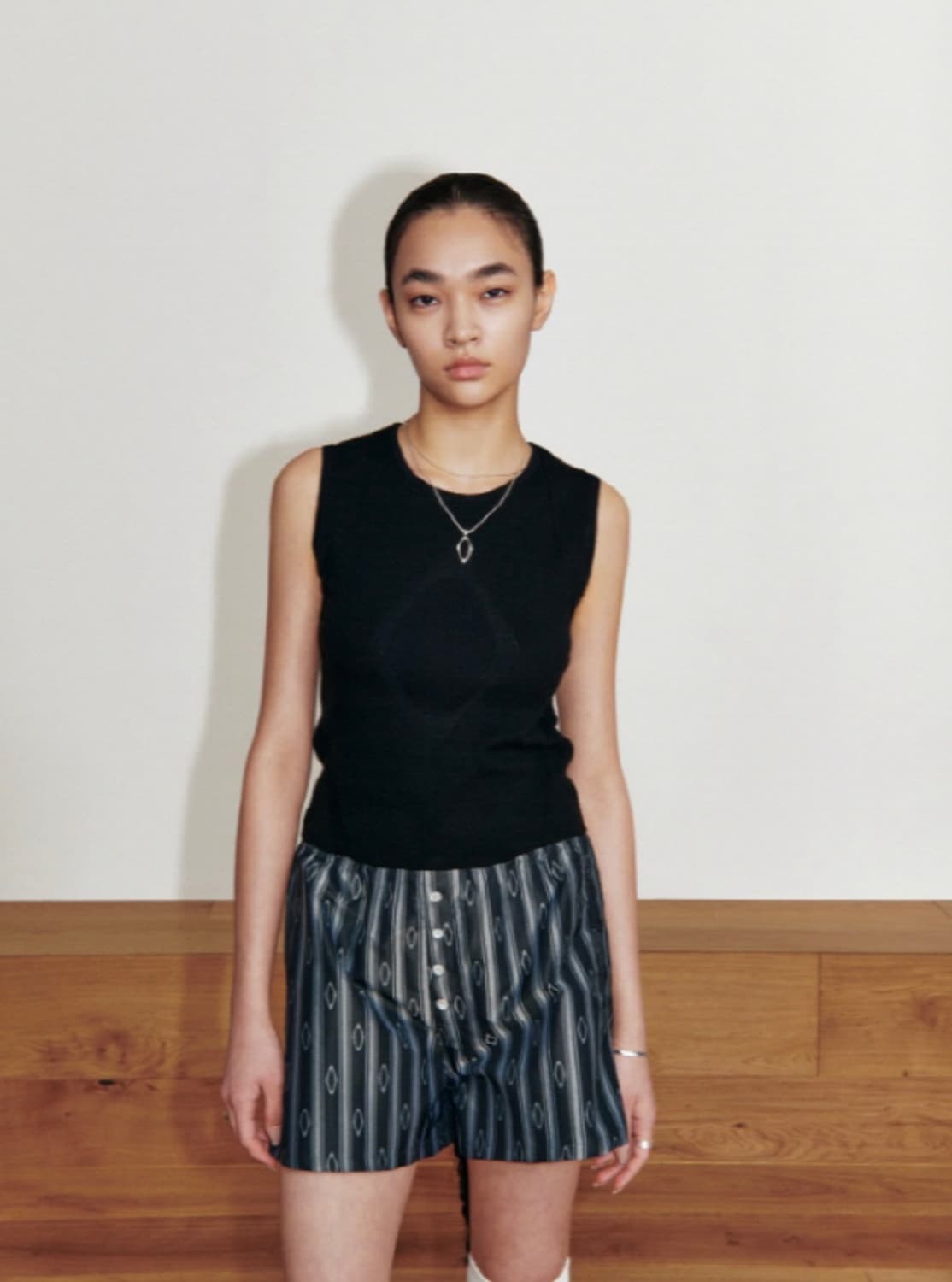 미스치프 하네스 위브 니트 슬리브리스 상품이미지1