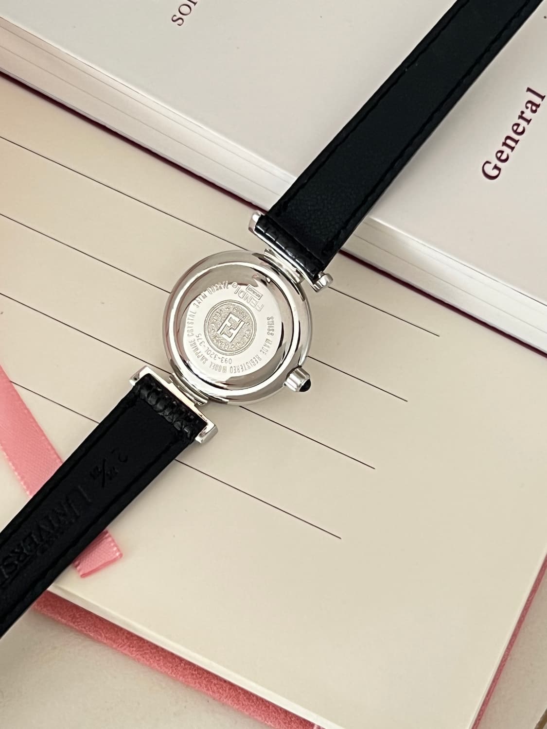 펜디 쉘 다이얼 12p 다이아 시계 / 정품감정 . 케어  상품이미지7