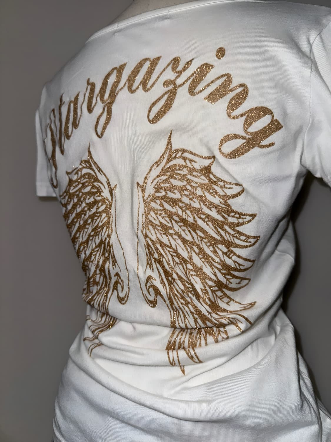 날개 프린팅 오네갸루 탑 상품이미지6