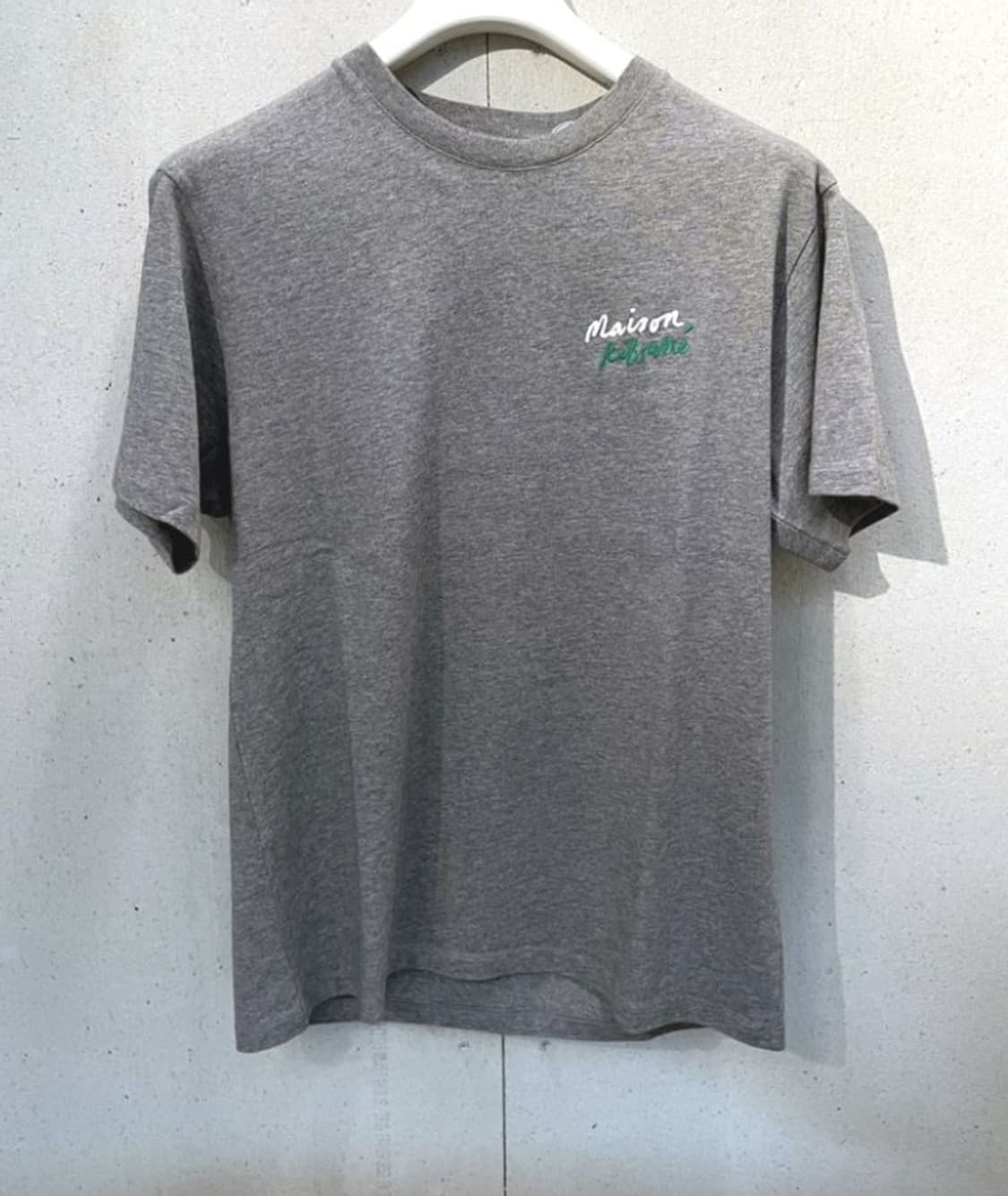 메종키츠네 미니로고 핸드라이팅 반팔 티셔츠 UNISEX 상품이미지3