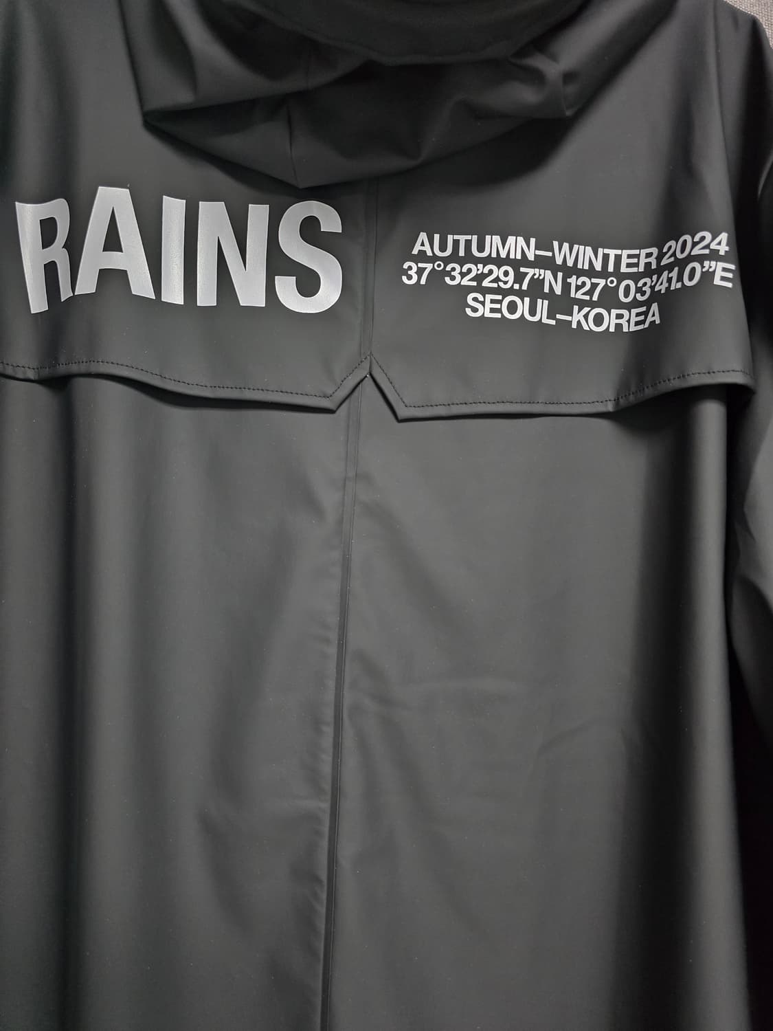 레인스 레인웨어 블랙쟈켓 상품이미지3