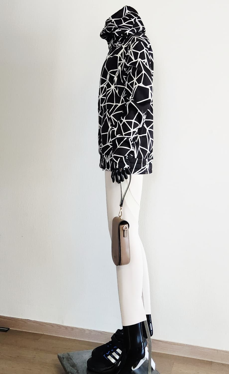 데상트 점퍼  상품이미지4