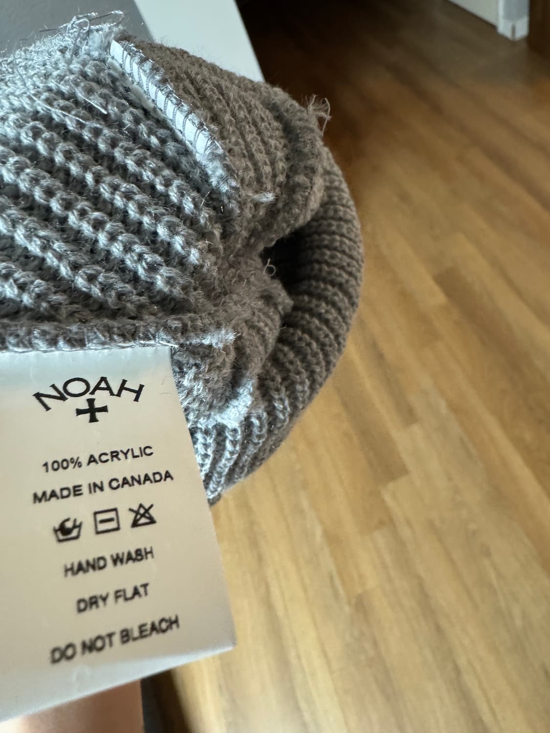 [NOAH] (새상품) 노아 로고 자수 비니 회색 상품이미지3