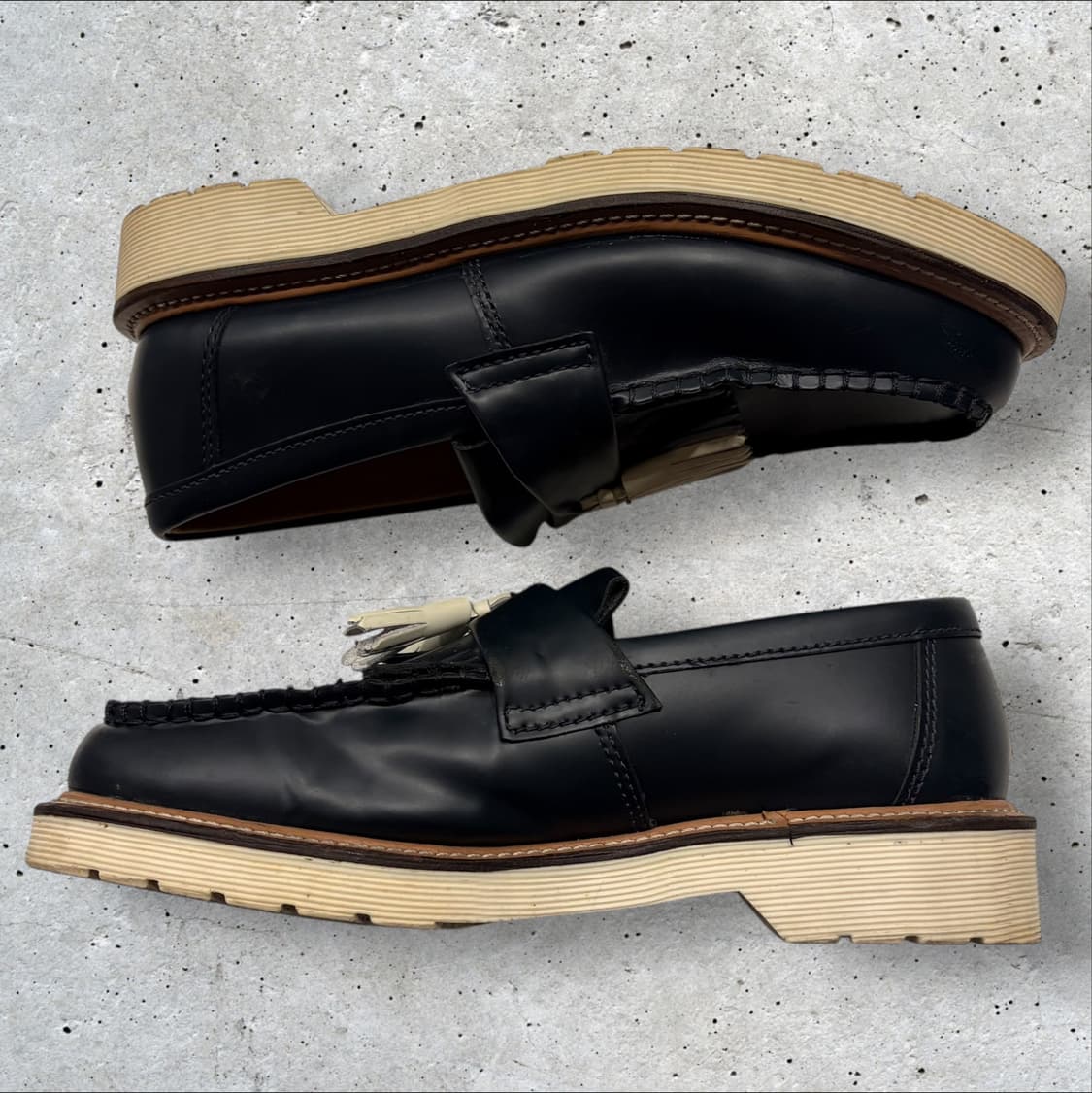[250/us 7] 닥터마틴 태슬 로퍼 블랙 상품이미지3