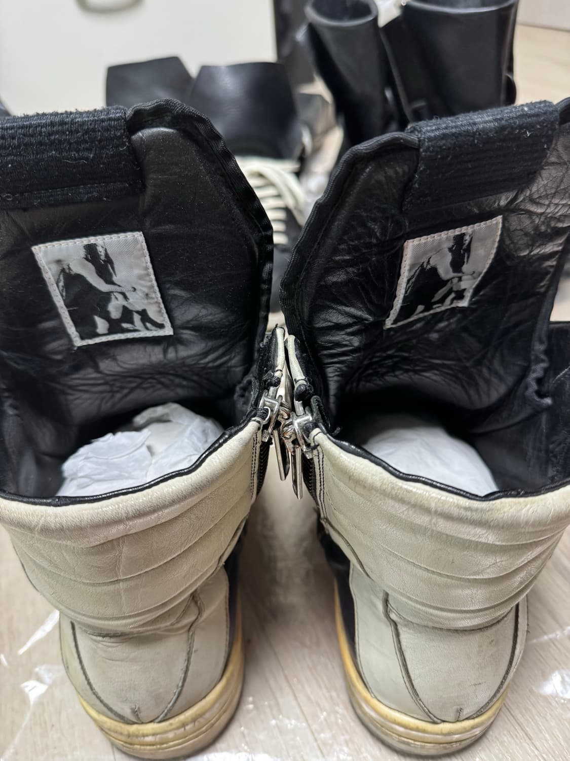 릭오웬스 건담 상품이미지8