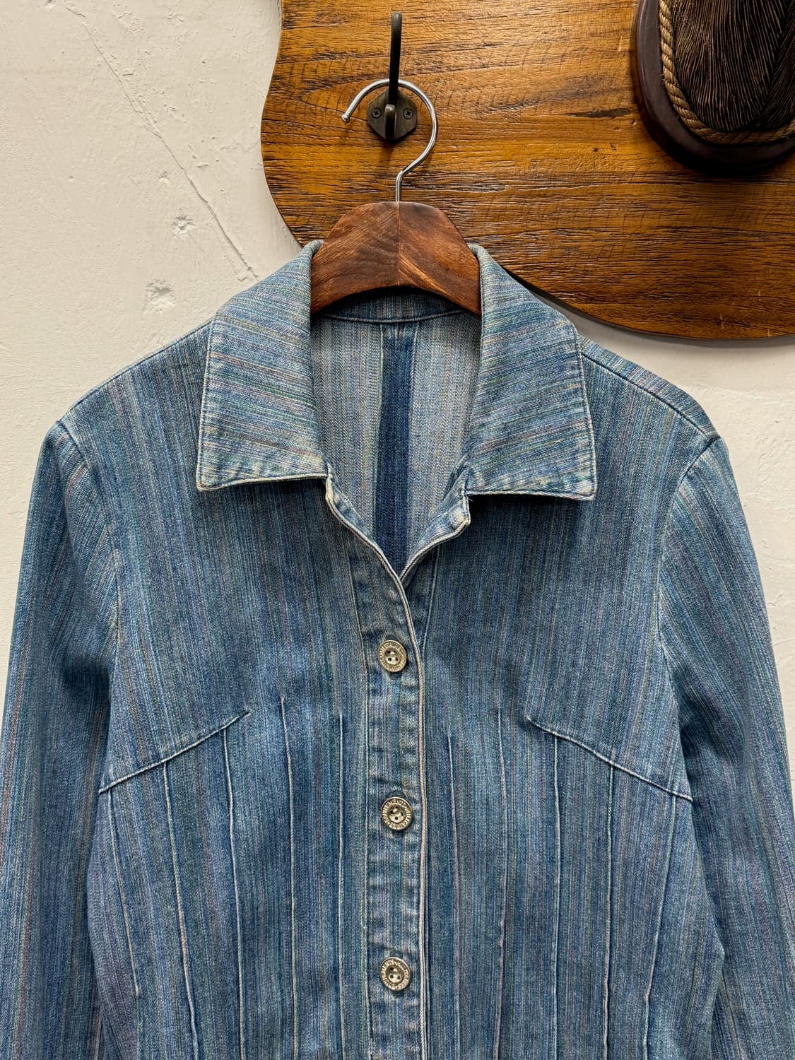 Pleated Raw Hem Denim Jacket 상품이미지2
