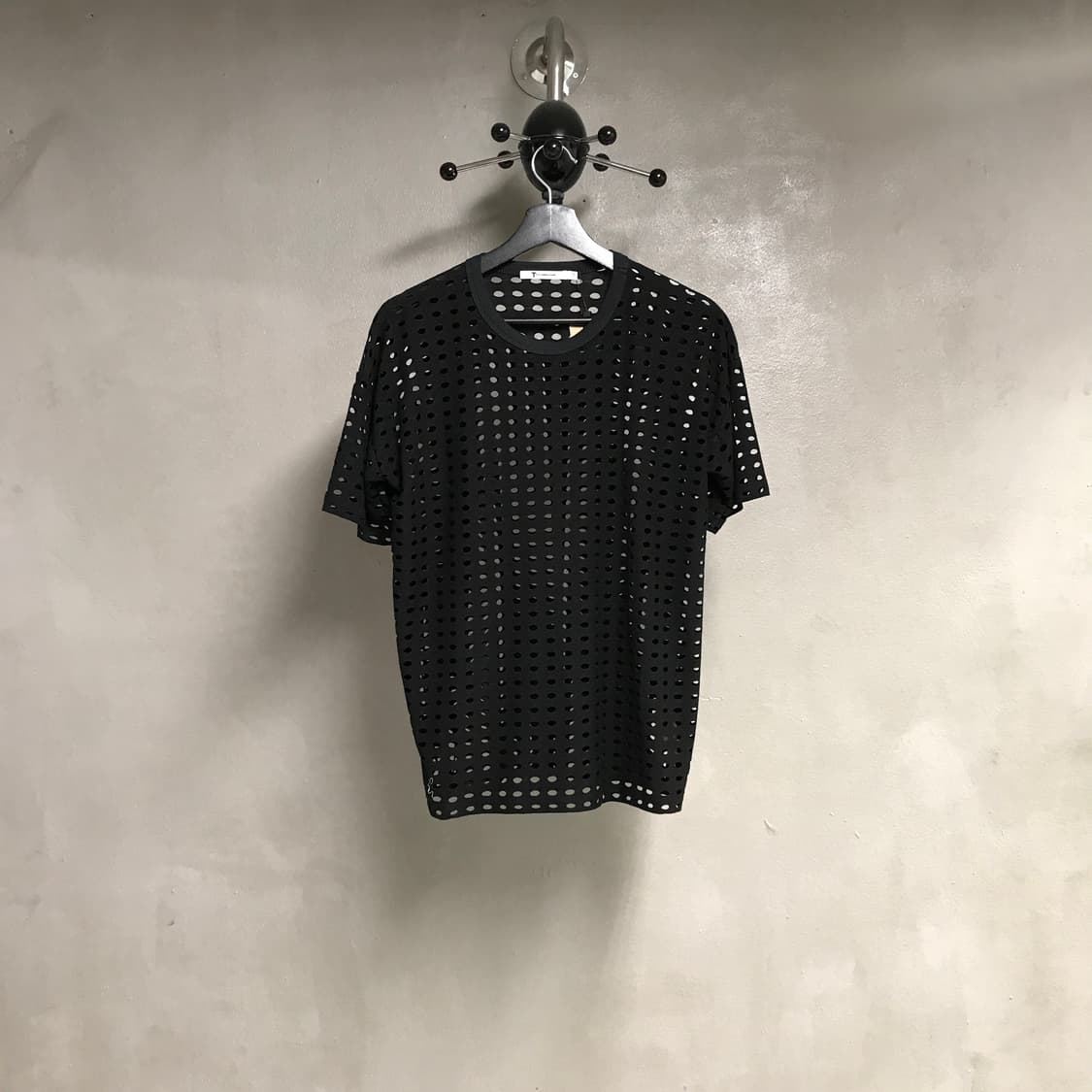 알렉산더왕 펀칭 블랙 반팔 티셔츠 XS(W) 상품이미지1