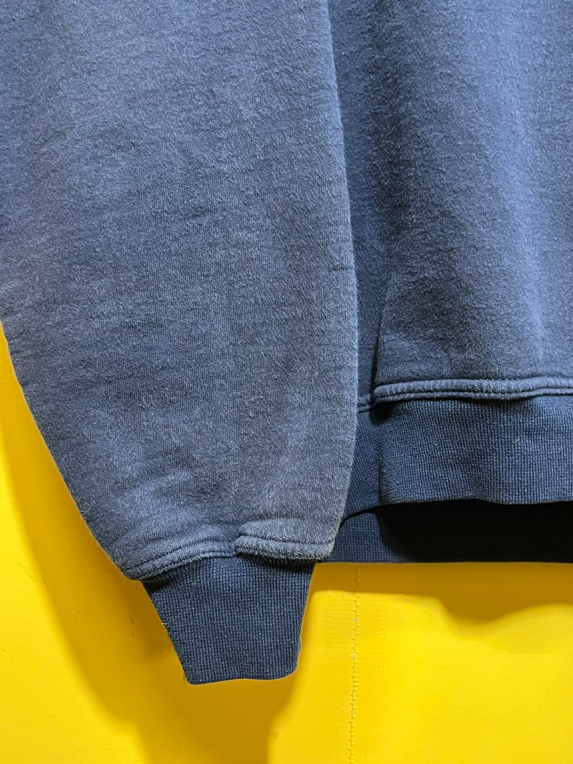 90s [M] 러셀 By 플루마 맨투맨 네이비 상품이미지4