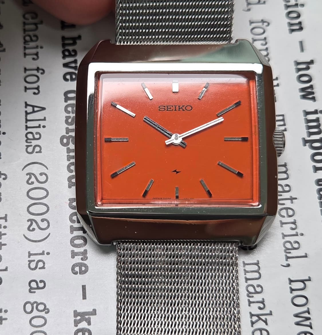 빈티지 세이코 샤리오탱크 오렌지다홍 수동명기(2220A) 드레스워치 상품이미지1