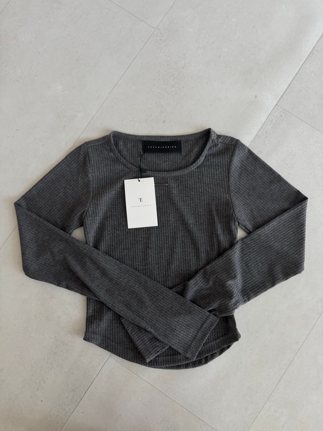 트리밍버드 핑거홀 롱 슬리브 차콜 상품이미지6