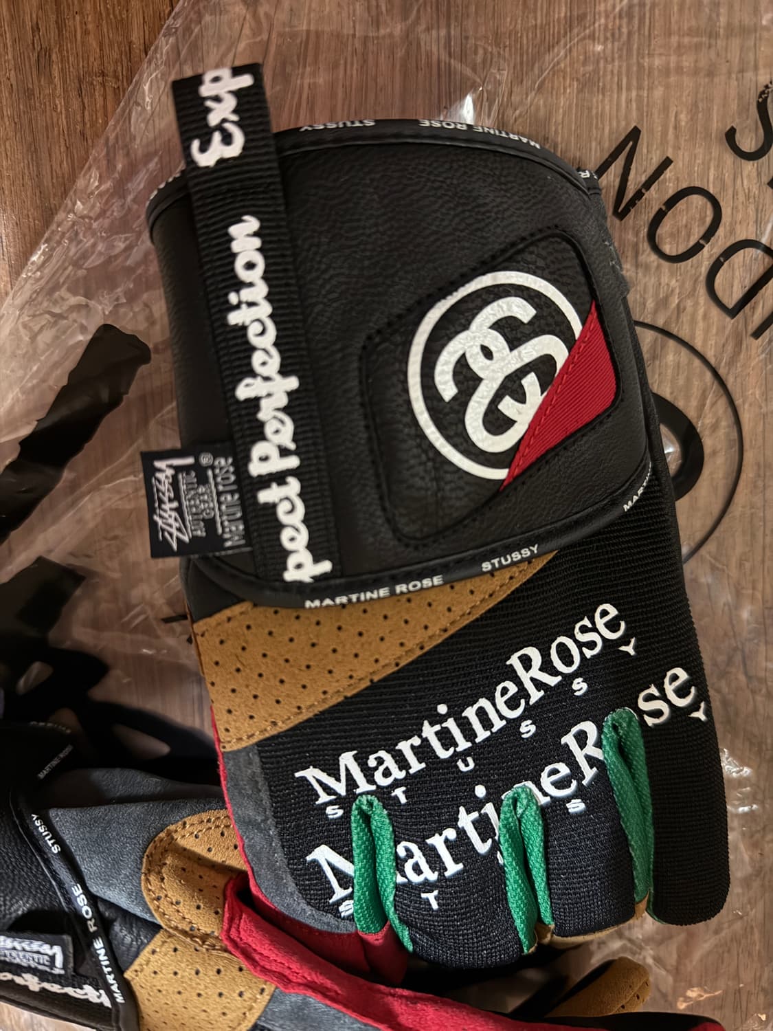 스투시 x 마틴 로즈 드라이빙 글러브 상품이미지2