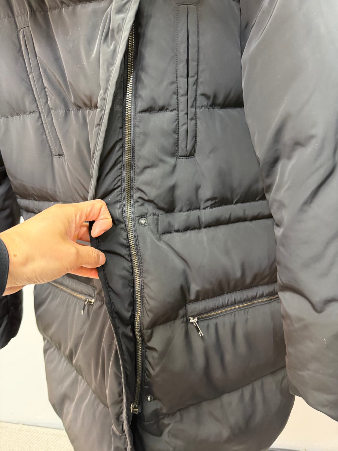 정품) 마쥬 블랙 라쿤 퍼 패딩 2 상품이미지4