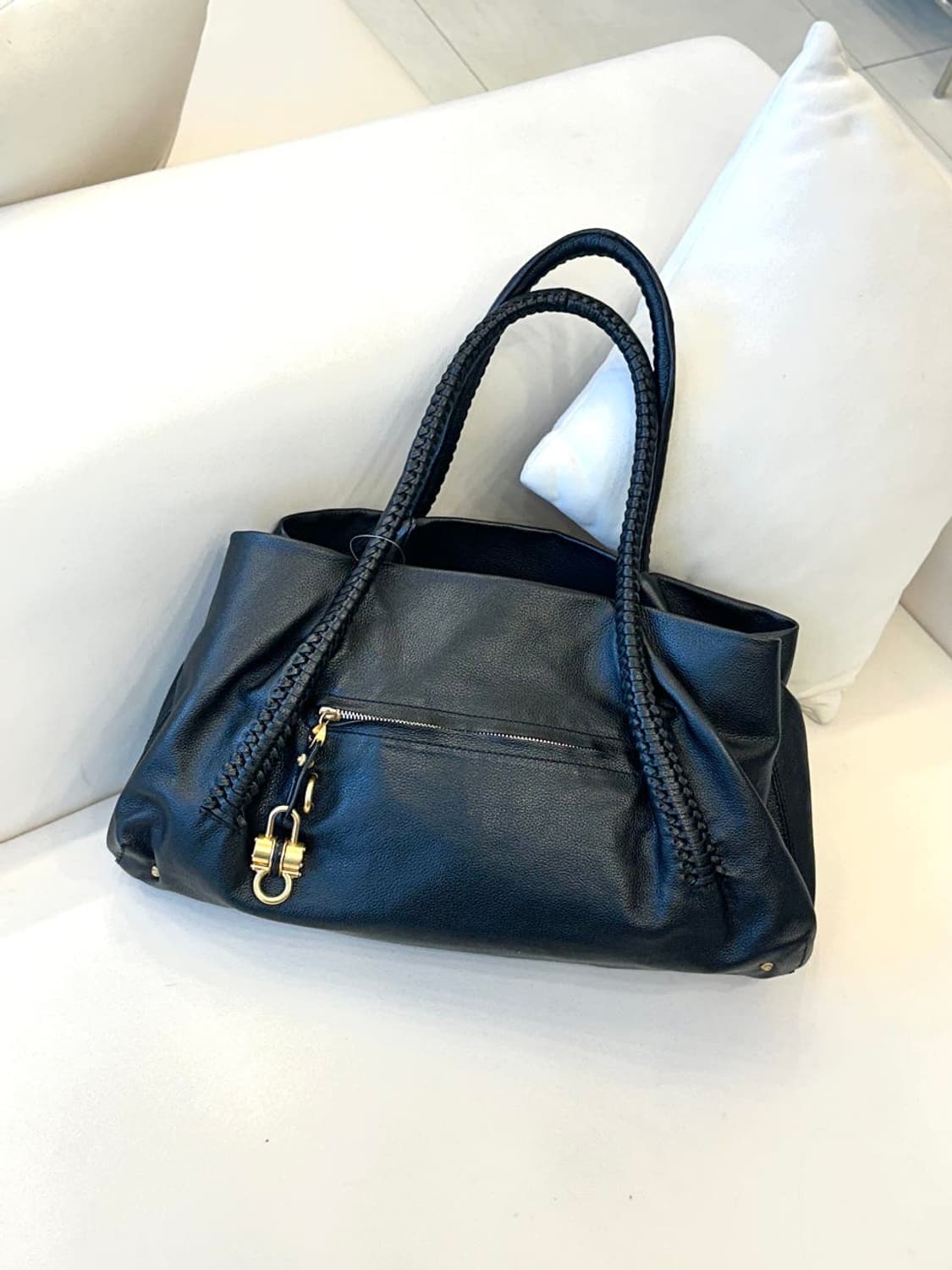 페라가모 간치니 레더 숄더백 (정품) 상품이미지1