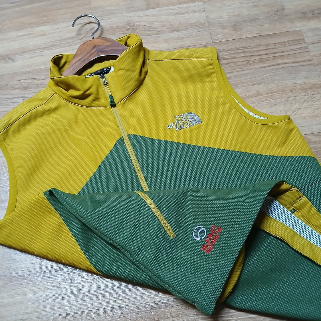 TNF 노스페이스 써밋시리즈 조끼 베스트 자켓 상품이미지1