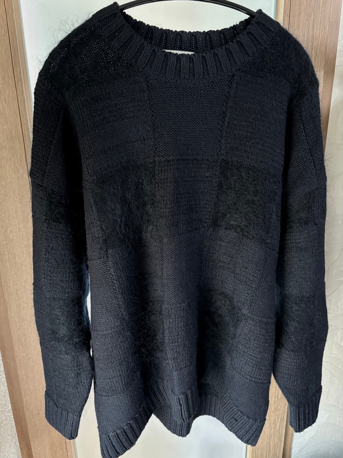 cos 모헤어 체크 니트 상품이미지1