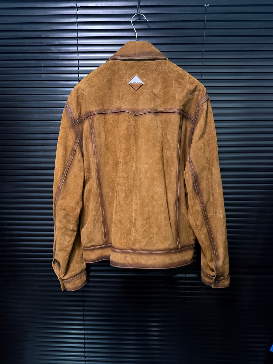 언지미크 웨스턴 트러커 오일 브러쉬 고트 스킨 염소 가죽 레더 카멜 포켓 상품이미지7