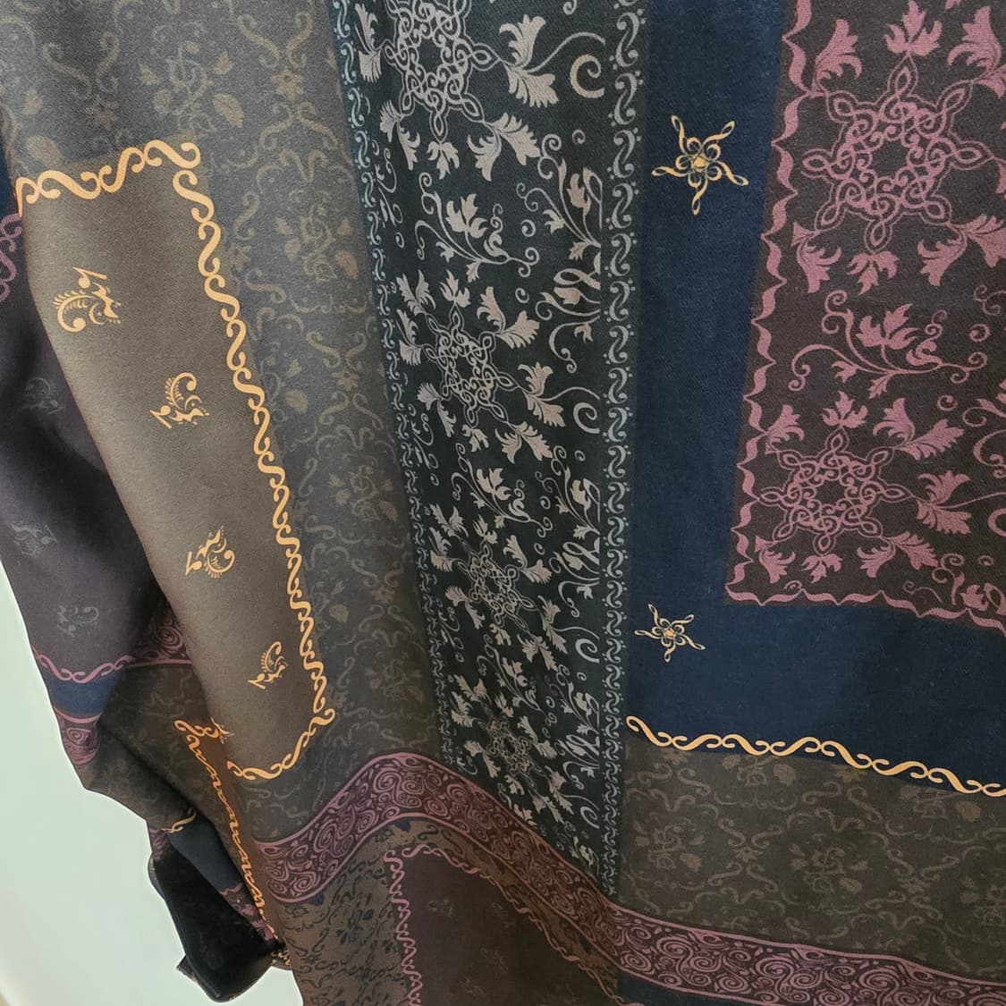 어널로이드 패턴 셔츠 상품이미지3