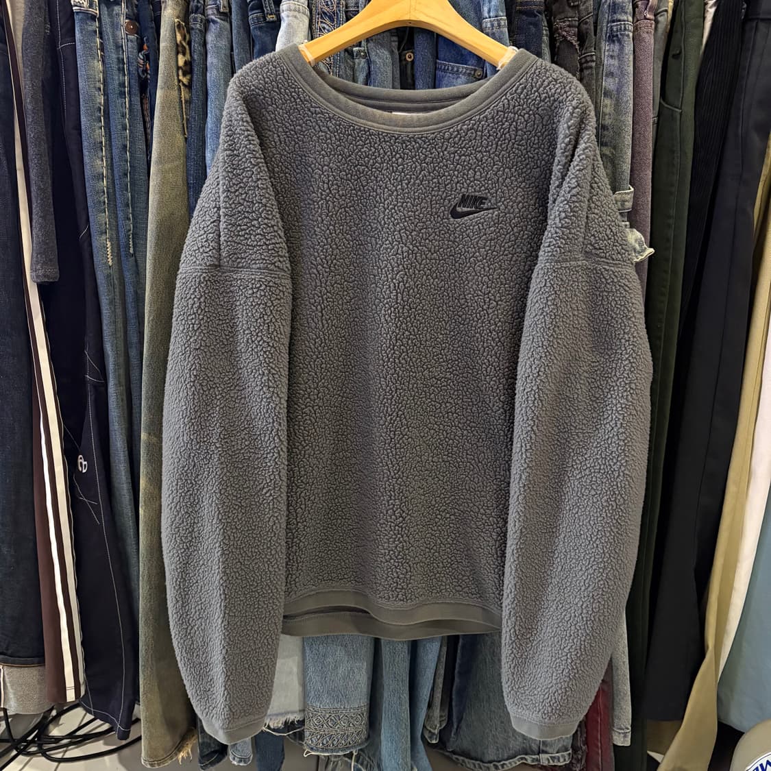 나이키 그레이 플리스 스웻셔츠 상품이미지1