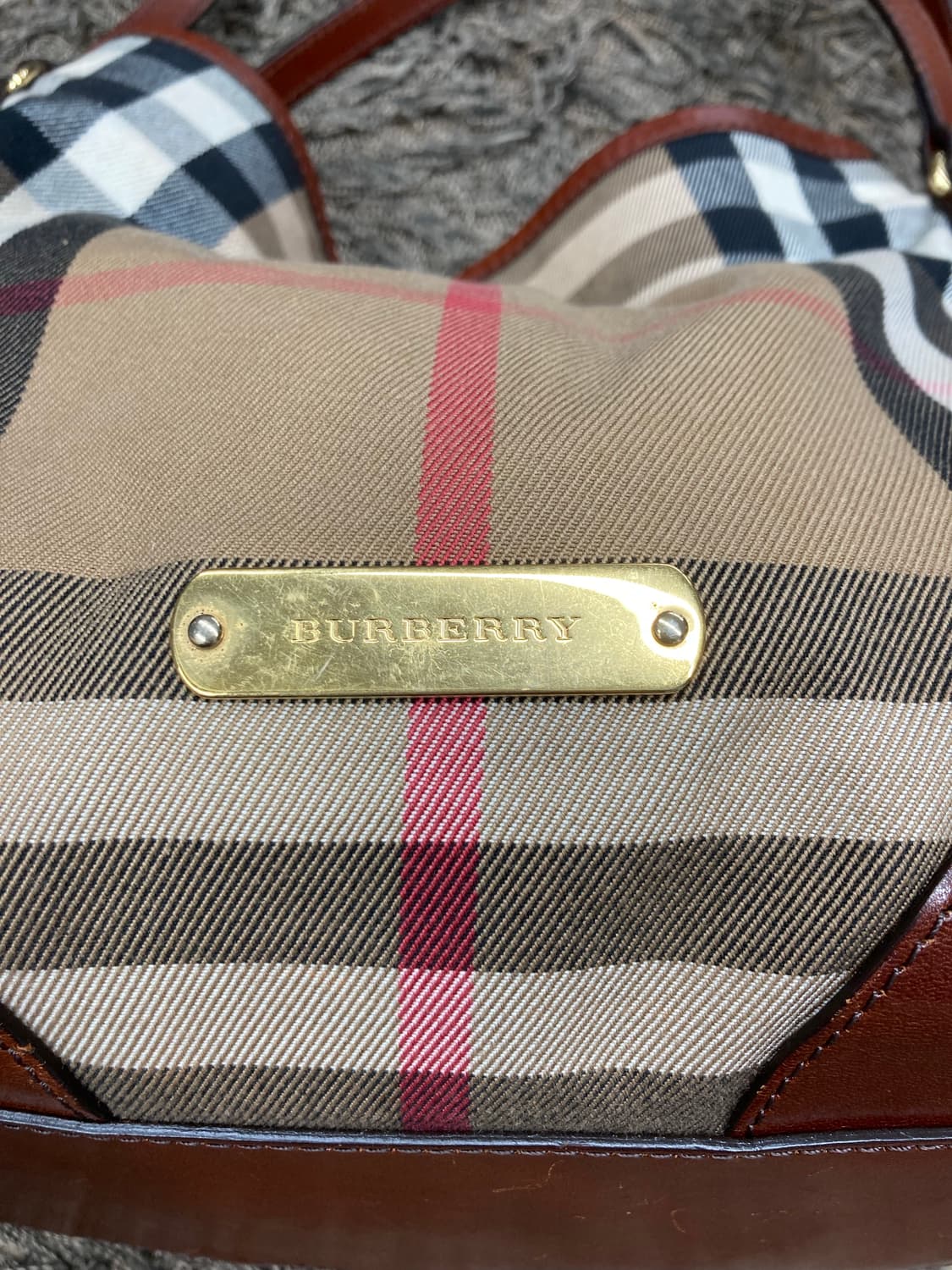 버버리 여성토트백 상품이미지2