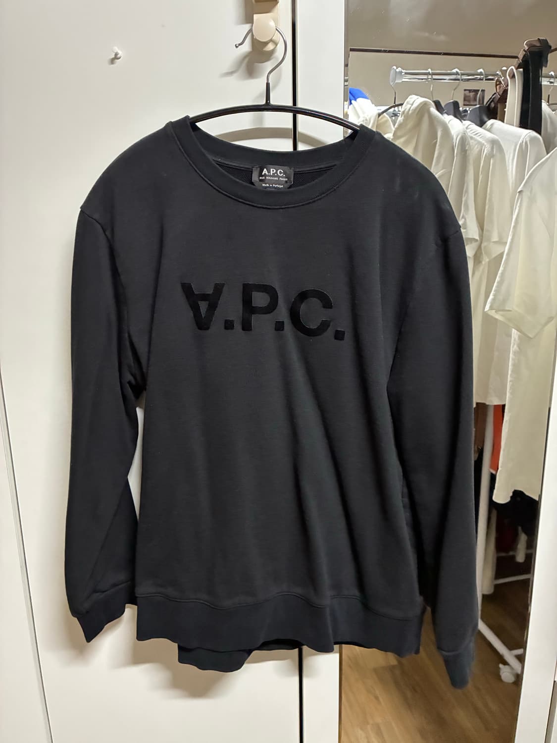 [새상품] 아페쎄 맨투맨 L/100 상품이미지1