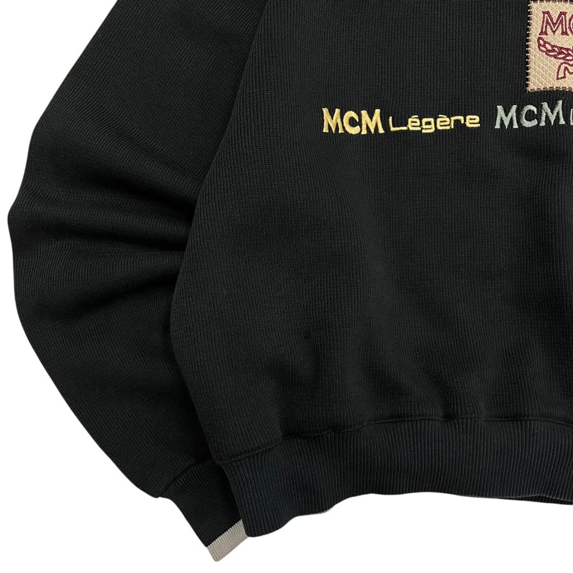 MCM 파스텔 자수로고 네이비 니트 2L 상품이미지5