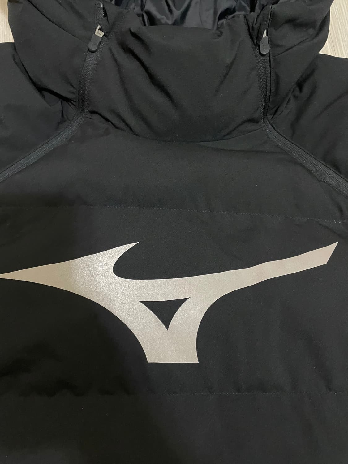 미즈노 MIZUNO 풀오버 패딩 아노락 블랙 상품이미지4
