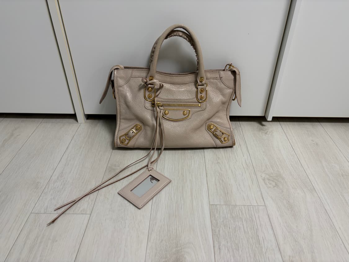 발렌시아가 모터백 상품이미지1