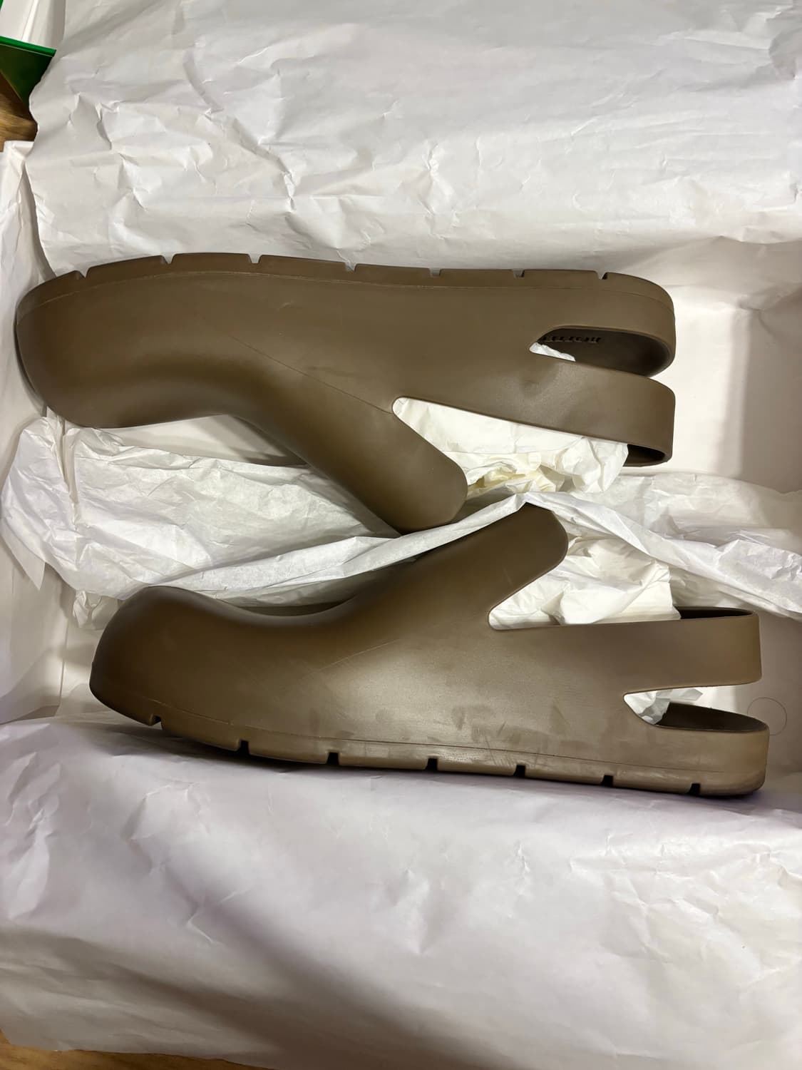 보테가베네타 퍼들 샌들 상품이미지1